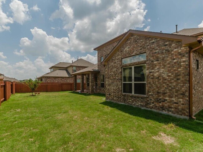 Building Photo - 2612 Dalea St