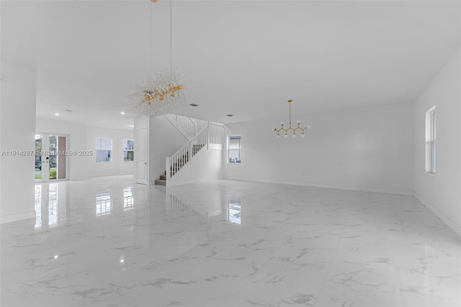 Building Photo - 4336 SW 122nd Ter