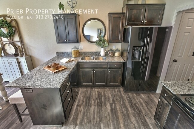 Building Photo - 8778 Findley St