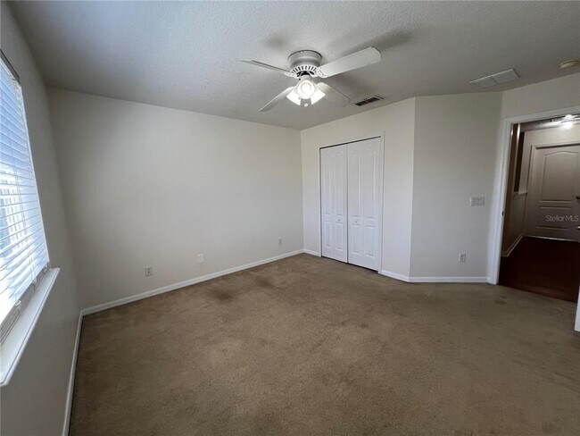 Building Photo - 554 Hiawatha Palm Pl