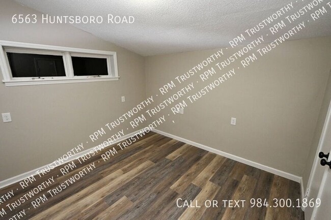 Building Photo - 6563 Huntsboro Rd