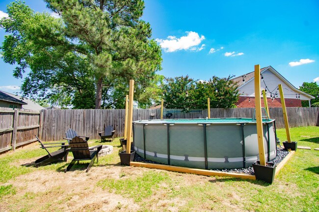 Building Photo - Coming soon! 3 Bedroom 2 Bathroom with Above Ground Pool- Pets okay!