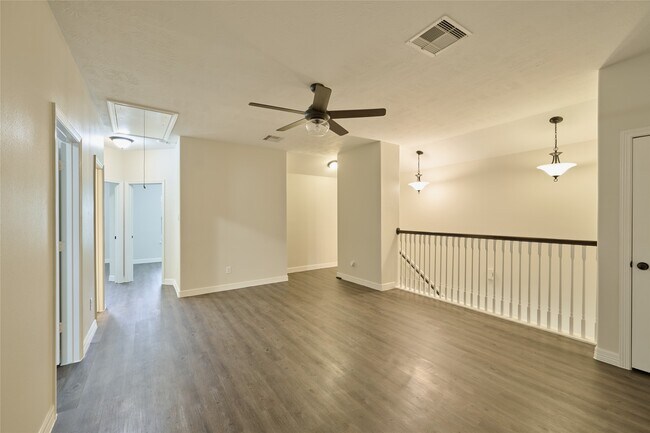 Building Photo - 630 Aulia Ln