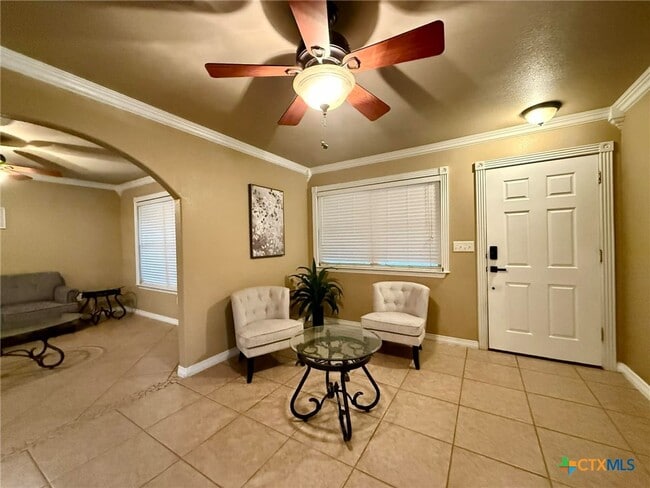 Building Photo - 502 Odom Dr