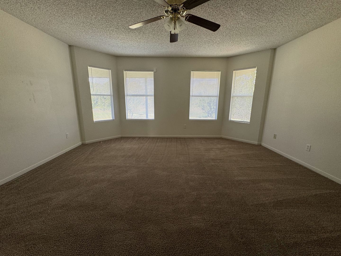 Building Photo - 5817 Medina Dr