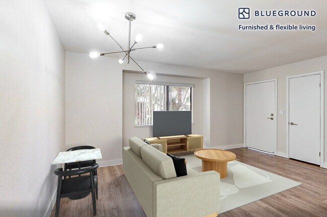 Building Photo - 11208 S Western Ave