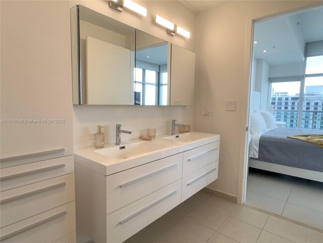 Building Photo - 3301 NE 1st Ave