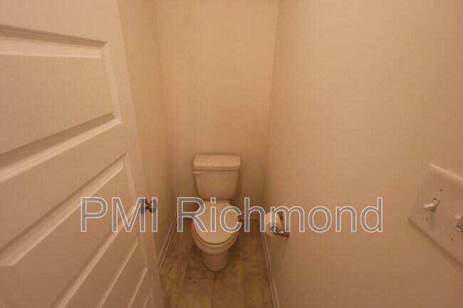 Building Photo - 12229 Ground Pine Ct