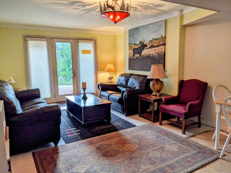 Building Photo - 9885 Fountain Rd