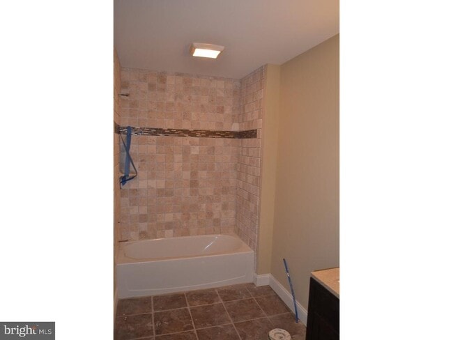 Primary Photo - 16 Belmont Ave