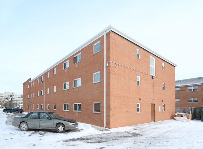 The Apartments at 4211 E Broad St - 4211 E Broad St