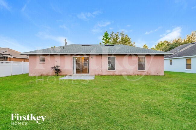 Building Photo - 1111 Roan Ct