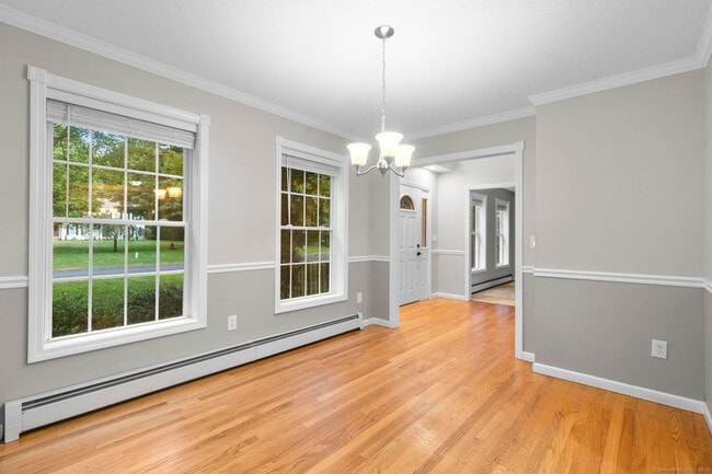 Building Photo - 232 Woodmont Dr