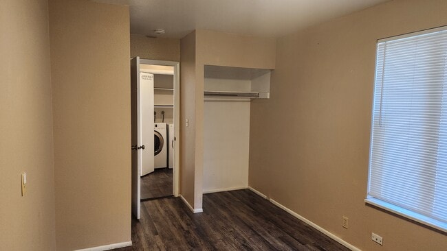 Building Photo - 2442 W 6200 S