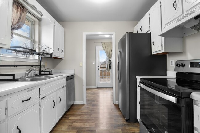 Building Photo - 1302 Sharptail Trail