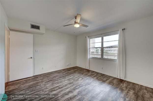 Building Photo - 4401 Martinique Ct