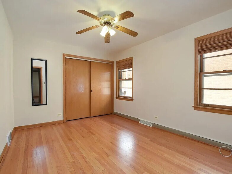 Building Photo - 2915 N Austin Ave
