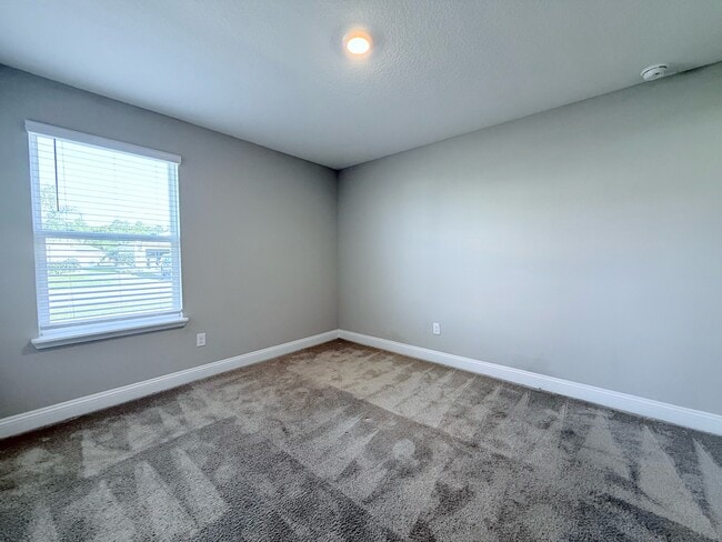 Building Photo - 23 Alagon Wy