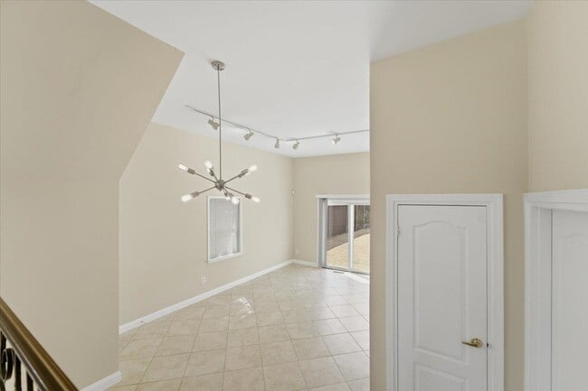 Building Photo - 295 9th St