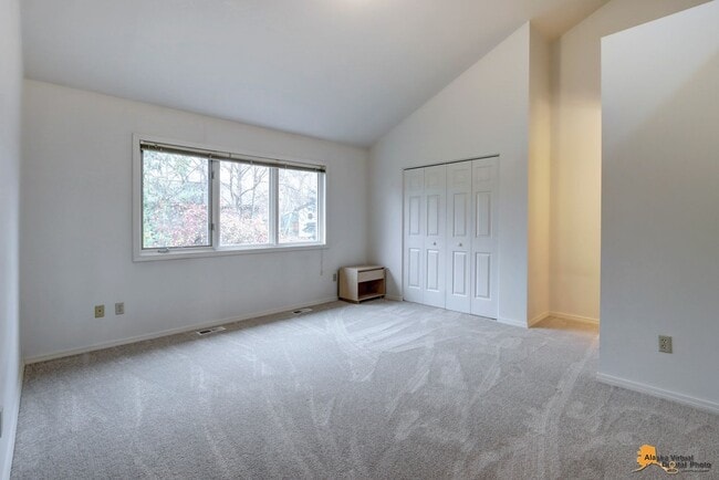 Building Photo - East Anchorage Condo with Fenced in Yard, ...