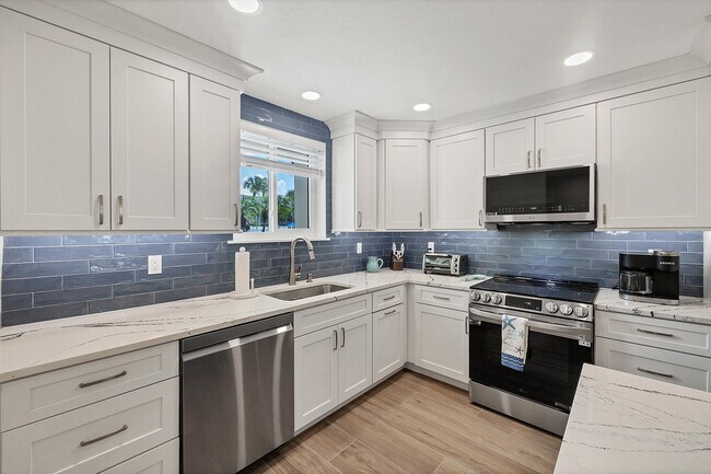 Building Photo - 500 S Washington Dr