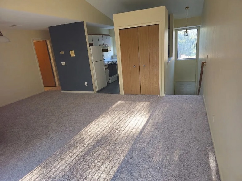 Building Photo - 42794 Lilley Pointe Dr