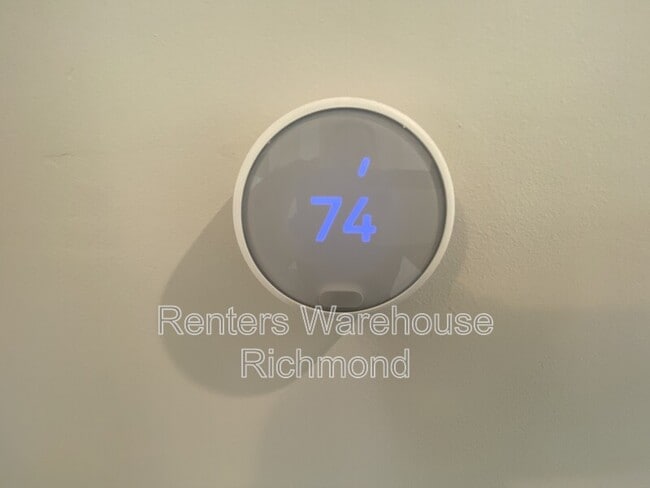 Building Photo - 4701 Mnr Xing Pl.