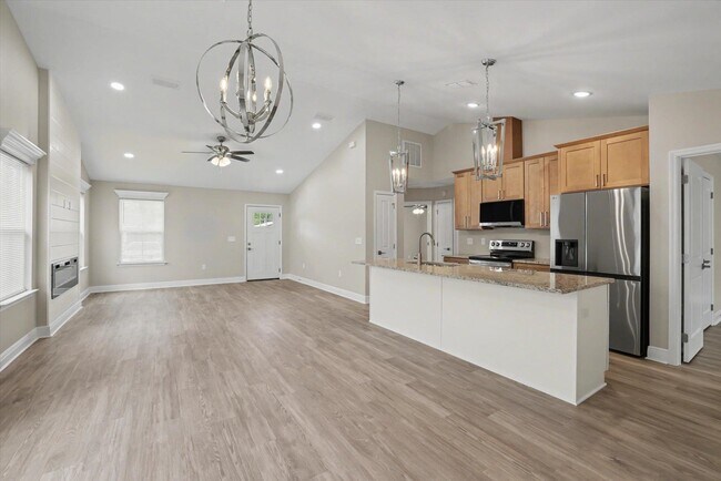 Building Photo - 37 Haida Trail