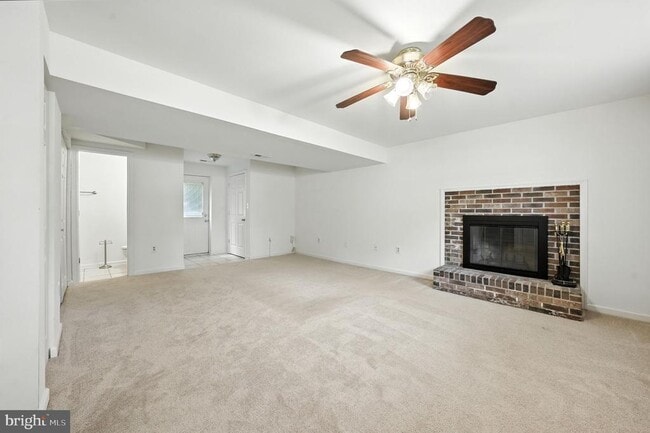 Building Photo - 18202 Macrae Ct