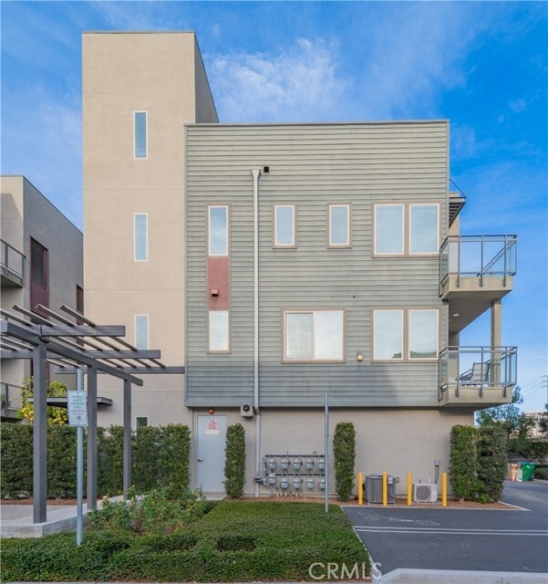 Building Photo - 117 Bowery