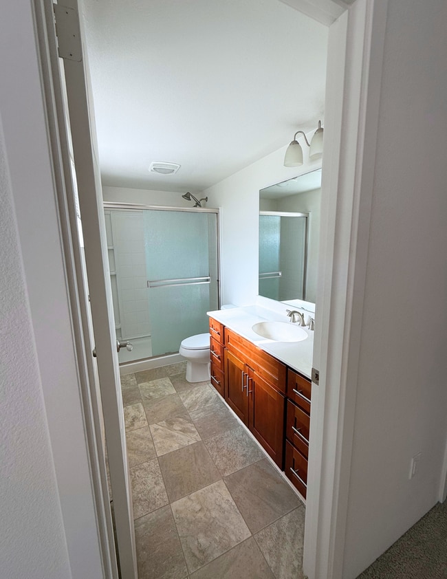 Building Photo - 3/2.5/2 Townhome is Kapolei- Pohakala at M...