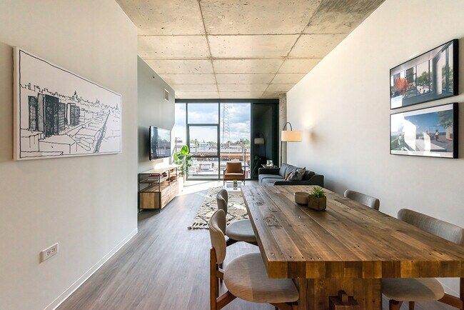 Building Photo - 2753 W Belden Ave