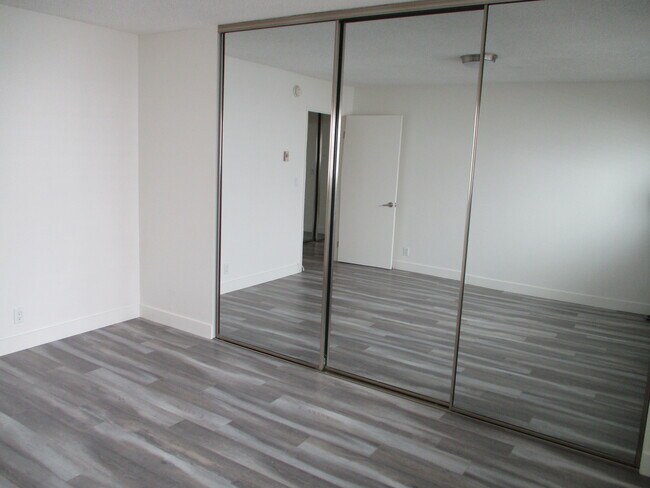 Building Photo - 3625 Glendon Ave