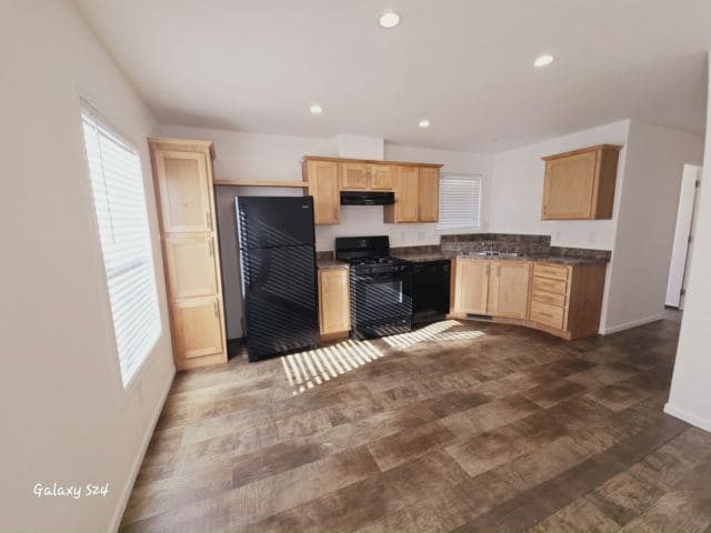 Building Photo - 825 N Lamb Blvd