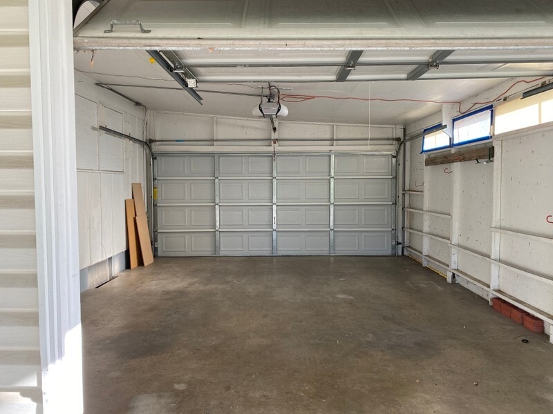 Building Photo - 1451 Lynnwood Ave