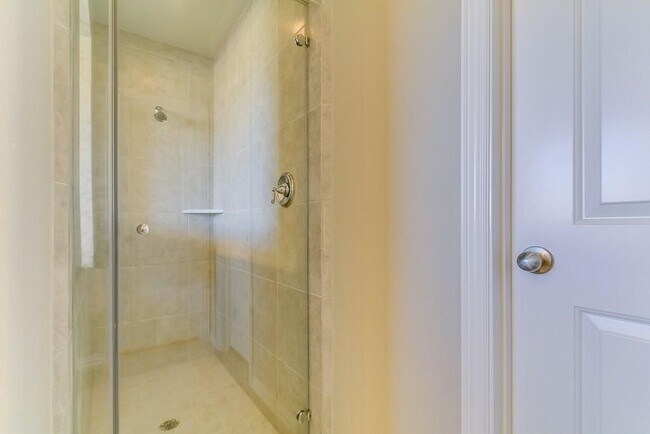 Building Photo - 6018 Grace Falls Dr