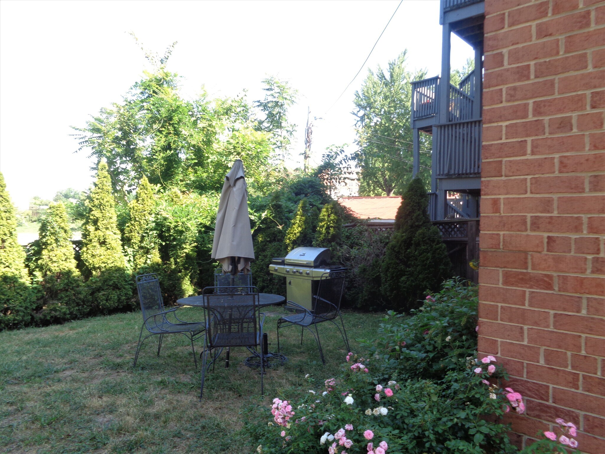 Building Photo - 3656 New Hampshire Ave NW