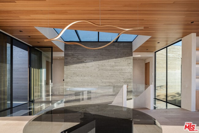Building Photo - 1520 Carla Ridge