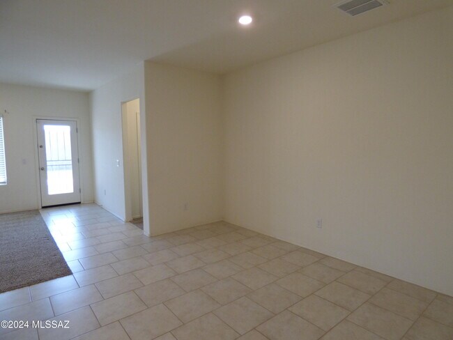 Building Photo - 10208 N Crooked Peak Trail