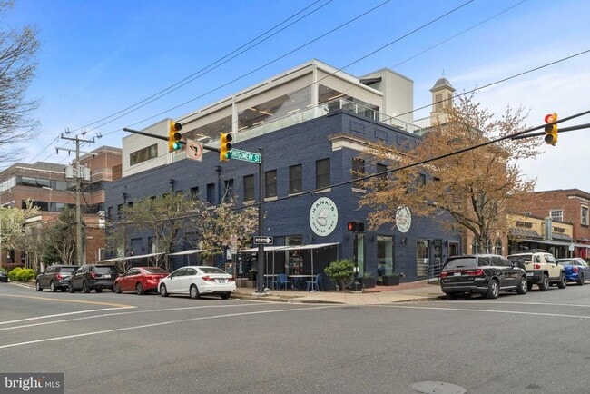 Building Photo - 925 N Fairfax St