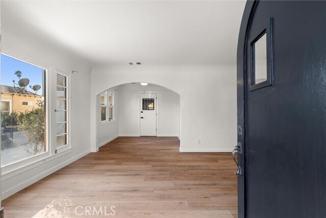Building Photo - 2083 Parnell Way
