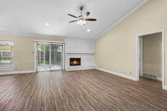 Building Photo - 2701 Whitehurst Dr