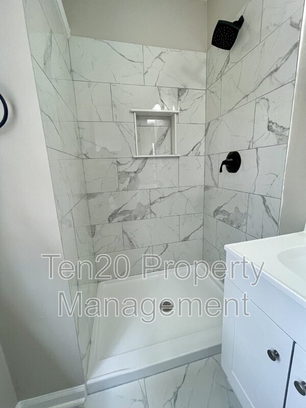 Building Photo - 4839 Allen St