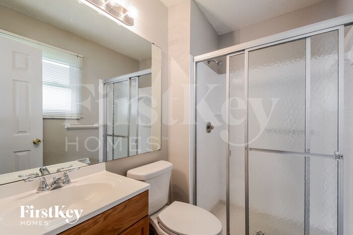 Building Photo - 4610 Chippewa Way