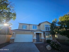 Building Photo - 3216 S Cottonwood Dr