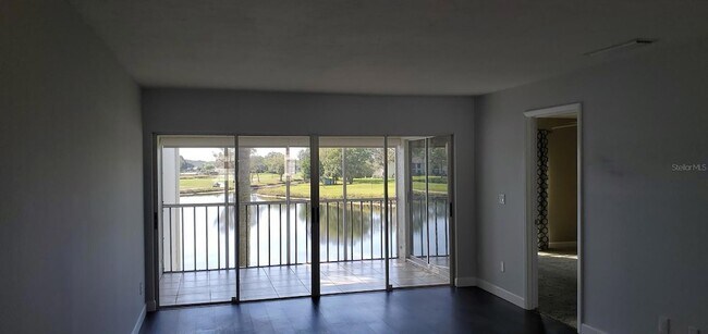 Building Photo - 5210 Wedgewood Ln