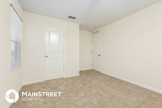 Building Photo - 2835 Neverland Dr