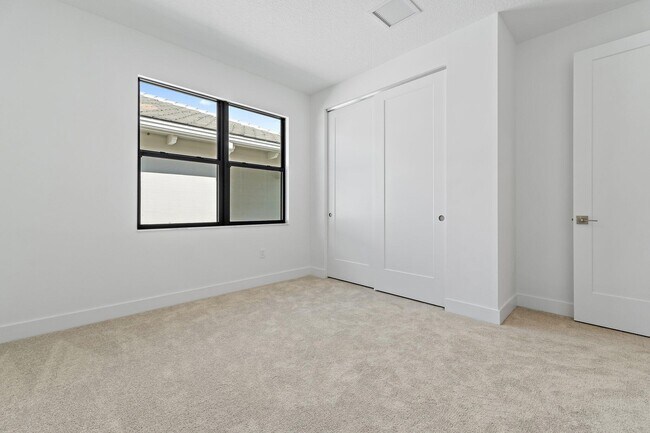 Building Photo - 13182 Feathering Wy