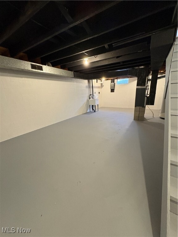 Building Photo - 2398 Echo Valley Dr