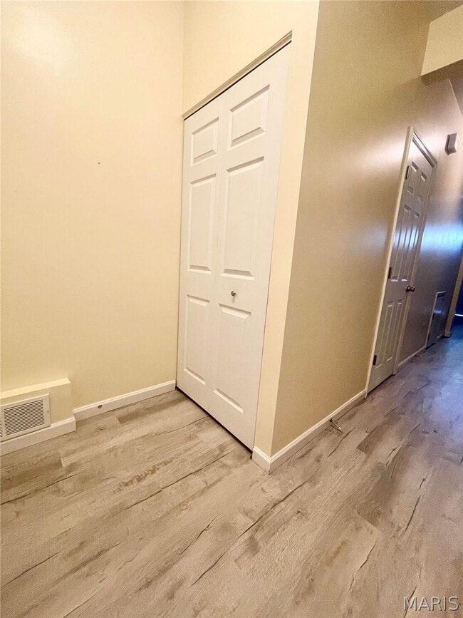 Building Photo - 4057 Gentry Ln